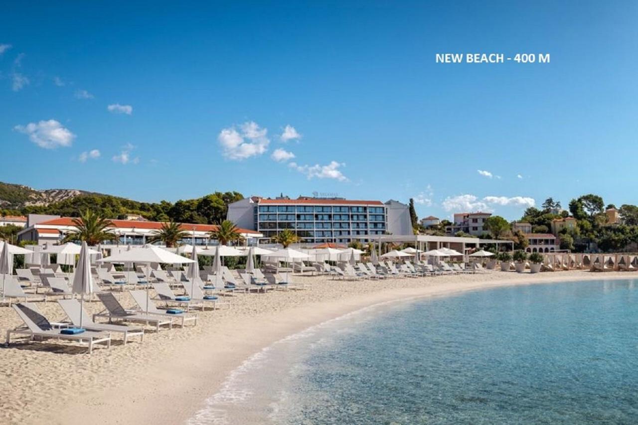 Evergreen & Pinky Apartments Close To The Beach Rab Town Exterior foto